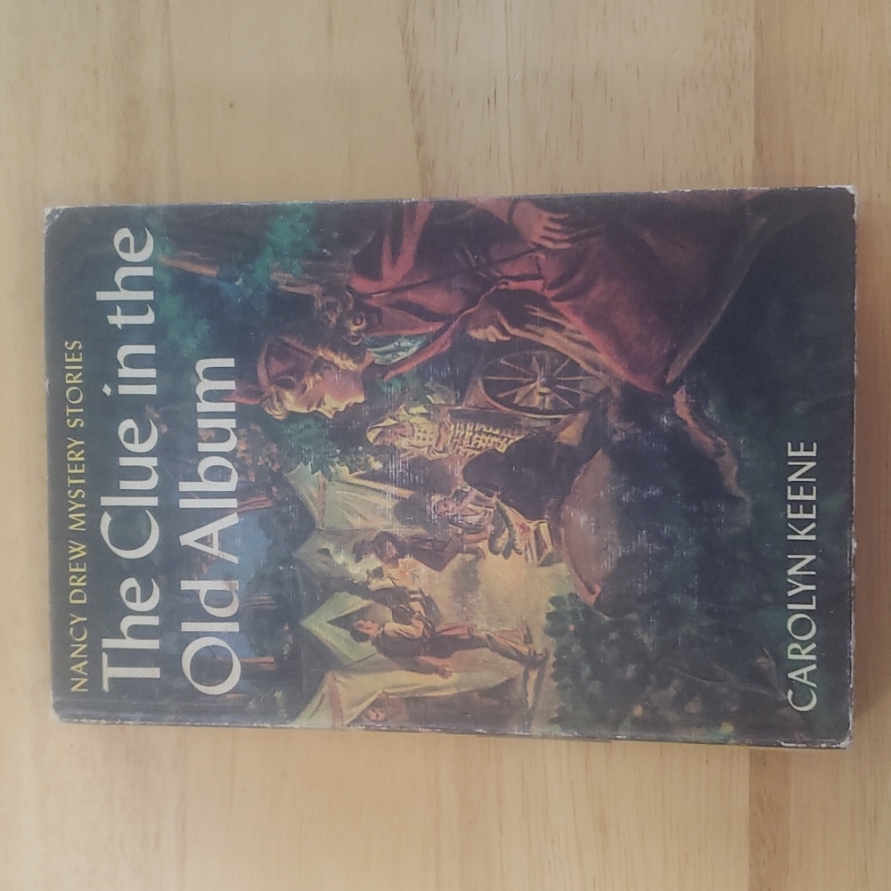 Vintage Nancy Drew Mystery, The Clue in the Old Album, Book 24, copyright 1947